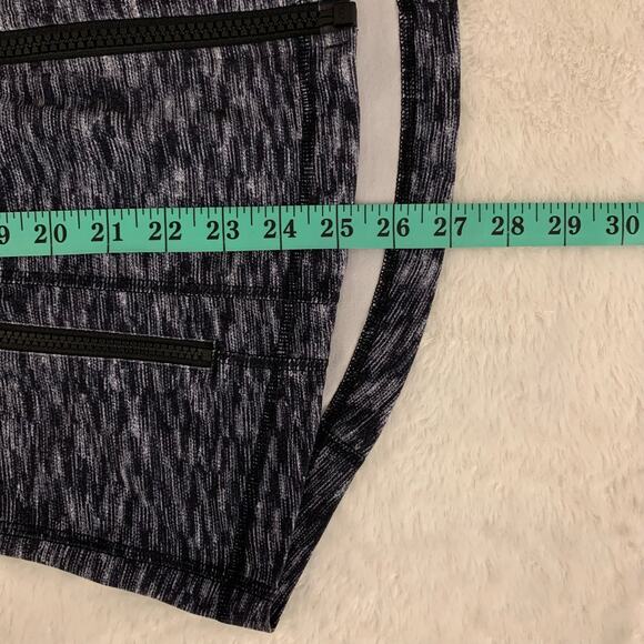 Lululemon Women's Athletic Jacket Size 10 - Picture 11 of 11